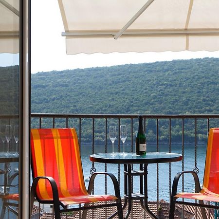 Suntime Apartment Тиват Экстерьер фото